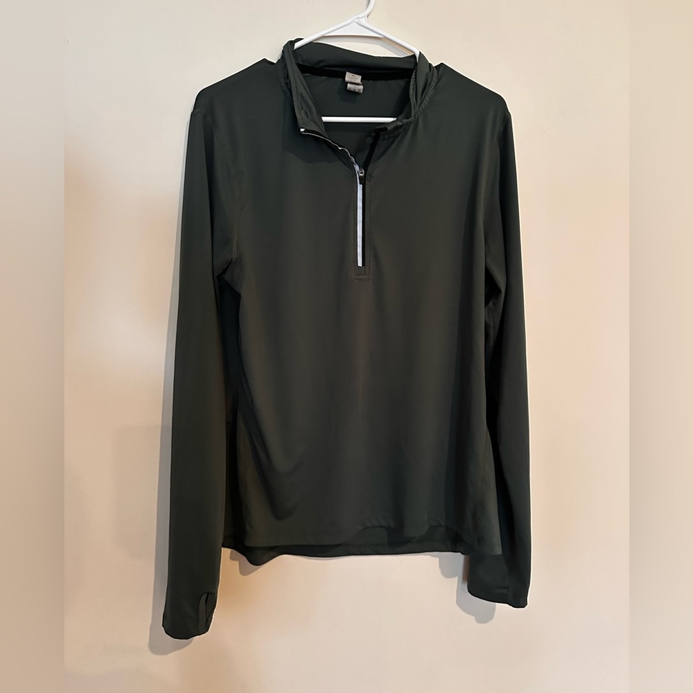 3/$30 ✨ Green Athletic Top